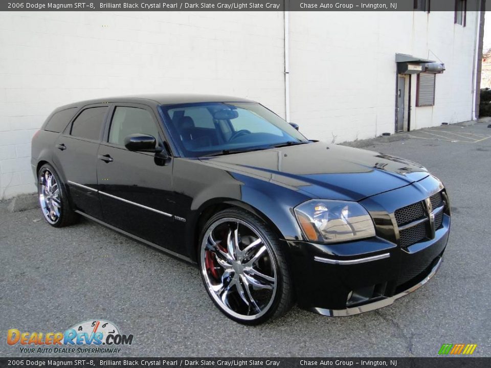 2006 Dodge Magnum SRT-8 Brilliant Black Crystal Pearl / Dark Slate Gray/Light Slate Gray Photo #6