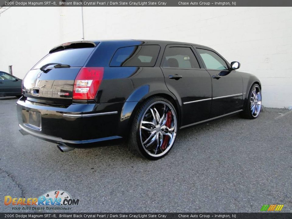2006 Dodge Magnum SRT-8 Brilliant Black Crystal Pearl / Dark Slate Gray/Light Slate Gray Photo #11