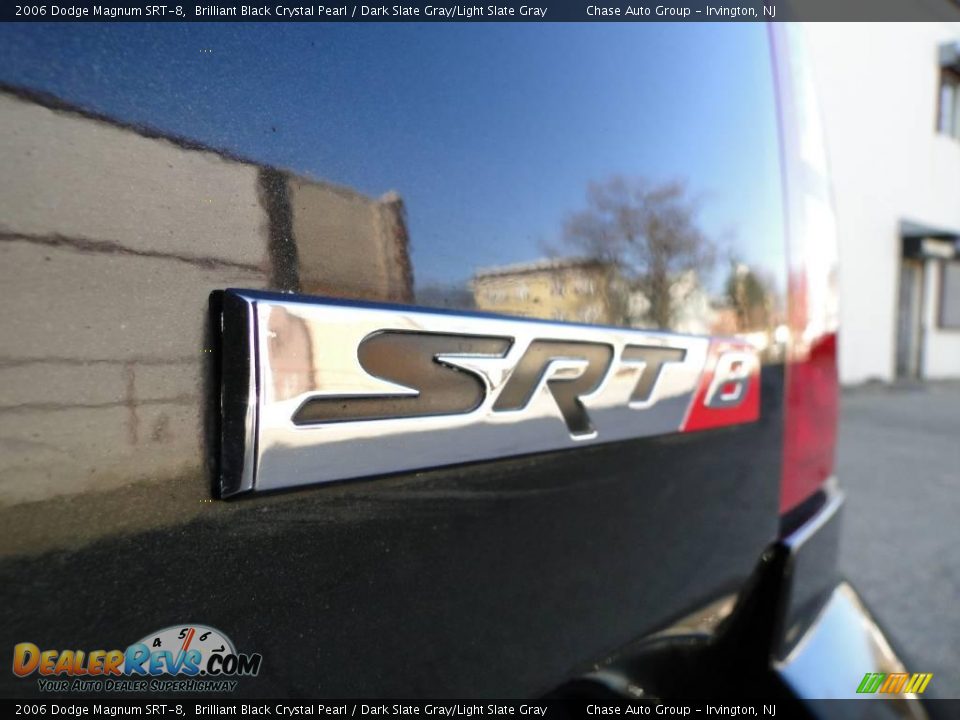 2006 Dodge Magnum SRT-8 Brilliant Black Crystal Pearl / Dark Slate Gray/Light Slate Gray Photo #12