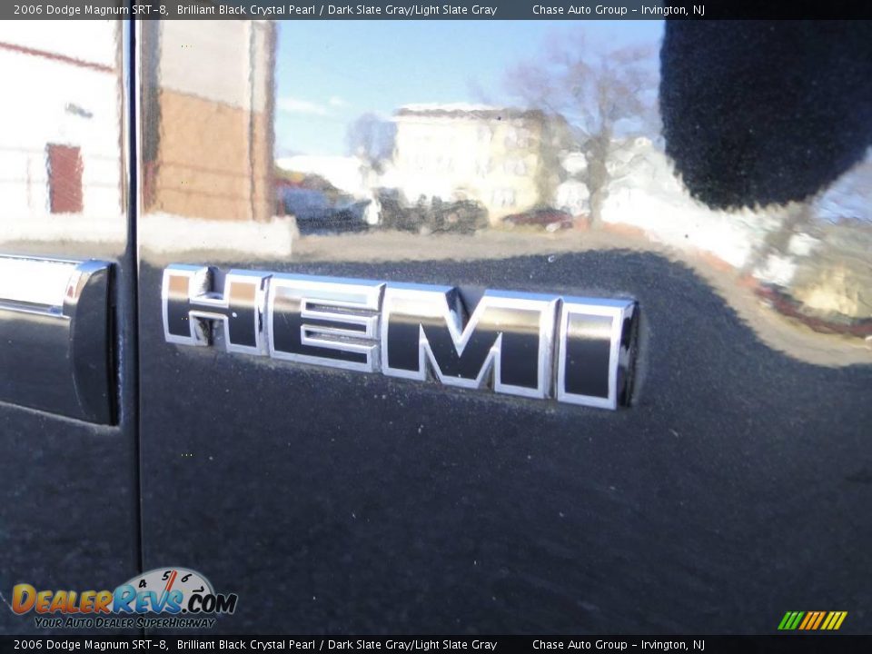 2006 Dodge Magnum SRT-8 Brilliant Black Crystal Pearl / Dark Slate Gray/Light Slate Gray Photo #13
