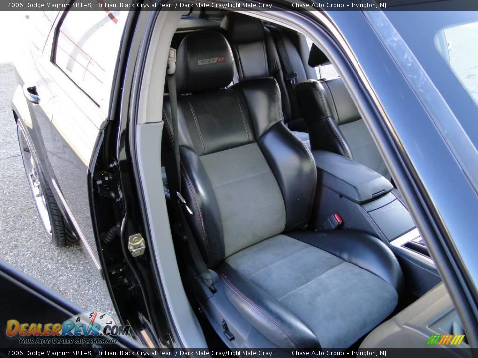2006 Dodge Magnum SRT-8 Brilliant Black Crystal Pearl / Dark Slate Gray/Light Slate Gray Photo #26