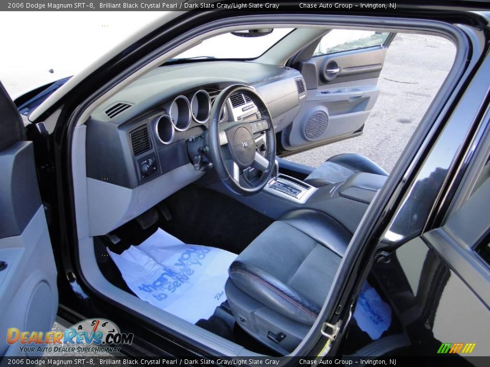 2006 Dodge Magnum SRT-8 Brilliant Black Crystal Pearl / Dark Slate Gray/Light Slate Gray Photo #30