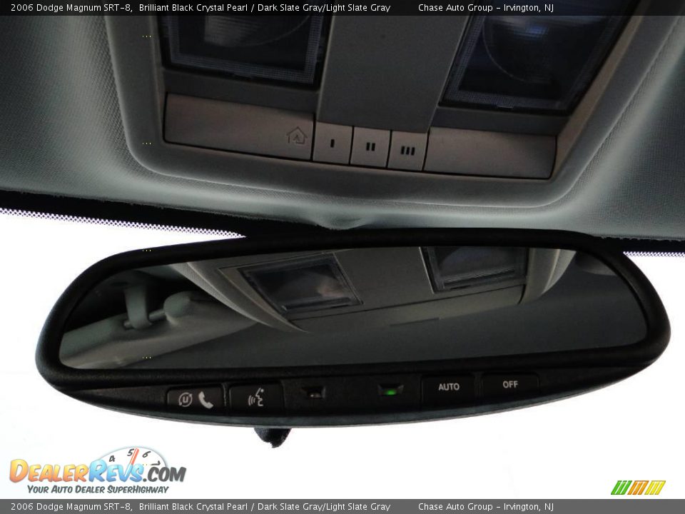 2006 Dodge Magnum SRT-8 Brilliant Black Crystal Pearl / Dark Slate Gray/Light Slate Gray Photo #36