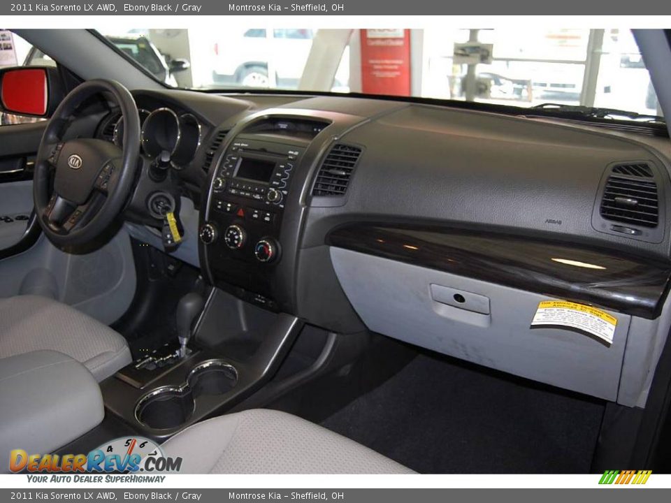 2011 Kia Sorento LX AWD Ebony Black / Gray Photo #15