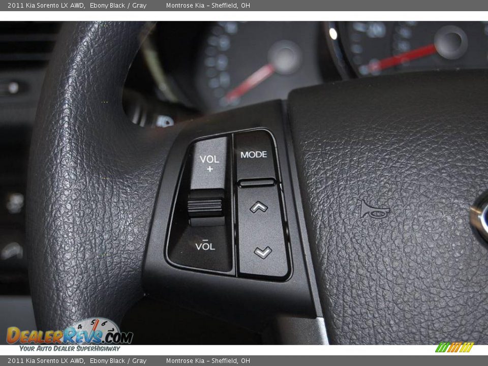 2011 Kia Sorento LX AWD Ebony Black / Gray Photo #32