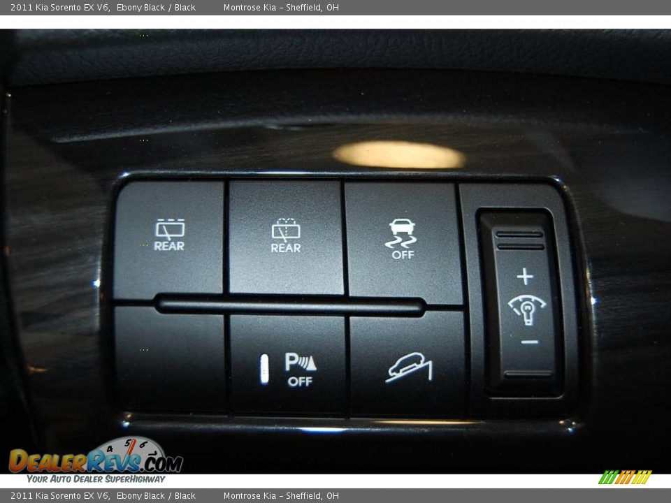 2011 Kia Sorento EX V6 Ebony Black / Black Photo #33