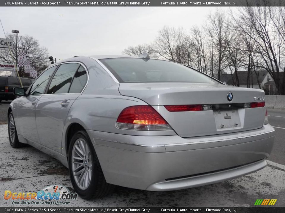 2004 BMW 7 Series 745Li Sedan Titanium Silver Metallic / Basalt Grey/Flannel Grey Photo #4