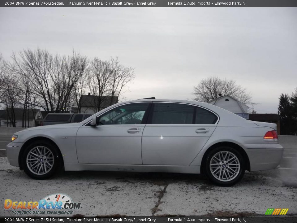 2004 BMW 7 Series 745Li Sedan Titanium Silver Metallic / Basalt Grey/Flannel Grey Photo #10