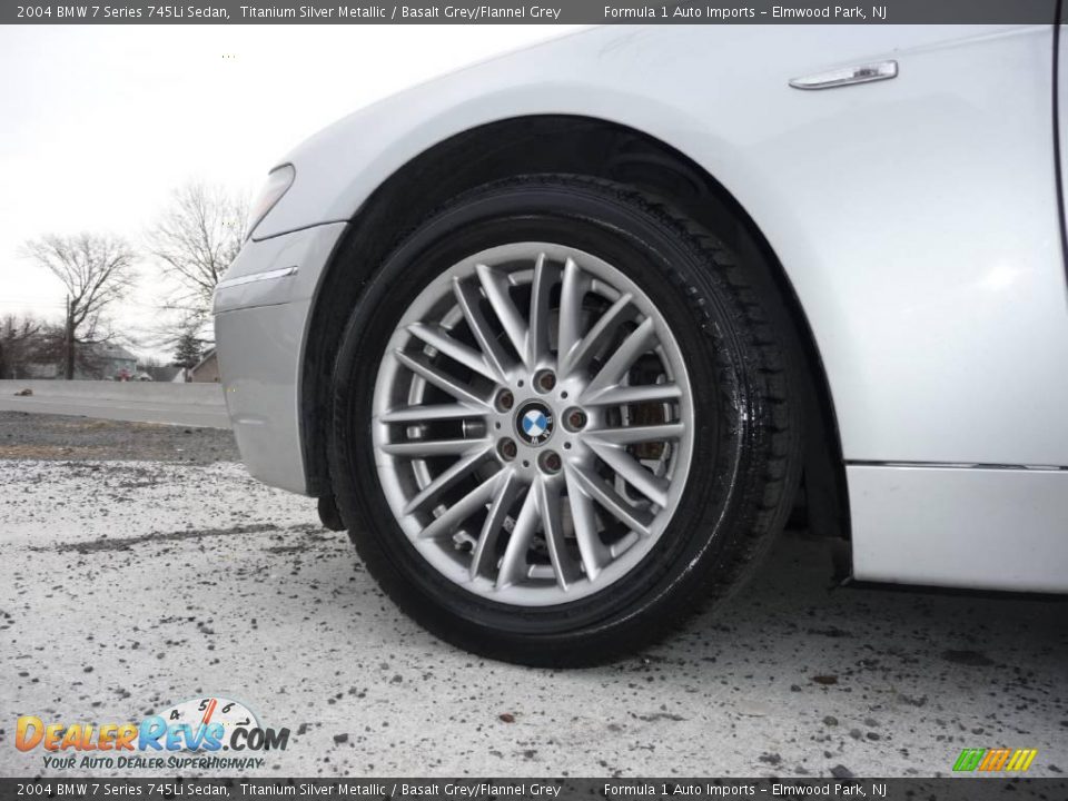 2004 BMW 7 Series 745Li Sedan Titanium Silver Metallic / Basalt Grey/Flannel Grey Photo #16