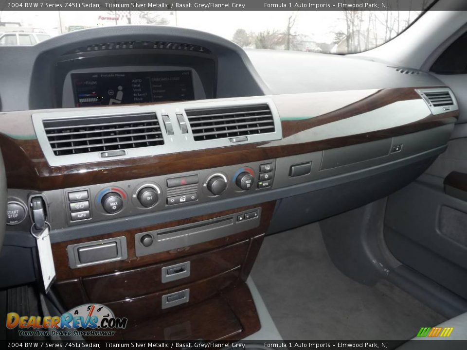 2004 BMW 7 Series 745Li Sedan Titanium Silver Metallic / Basalt Grey/Flannel Grey Photo #20