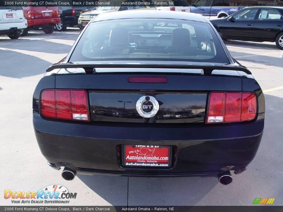 2006 Ford Mustang GT Deluxe Coupe Black / Dark Charcoal Photo #16