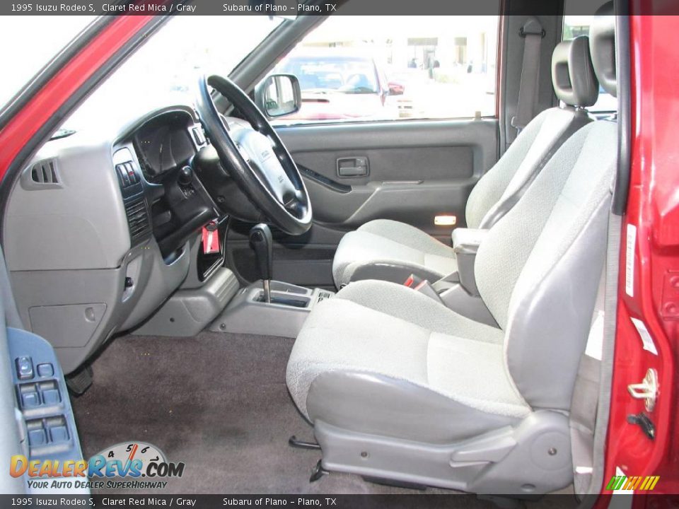 1995 Isuzu Rodeo S Claret Red Mica / Gray Photo #9