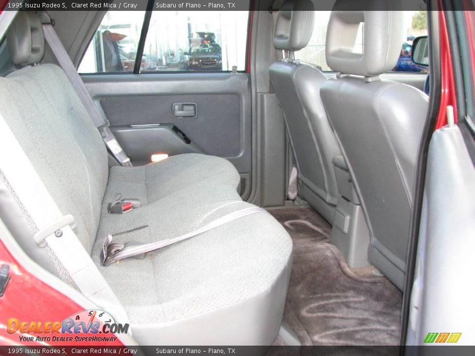 1995 Isuzu Rodeo S Claret Red Mica / Gray Photo #11