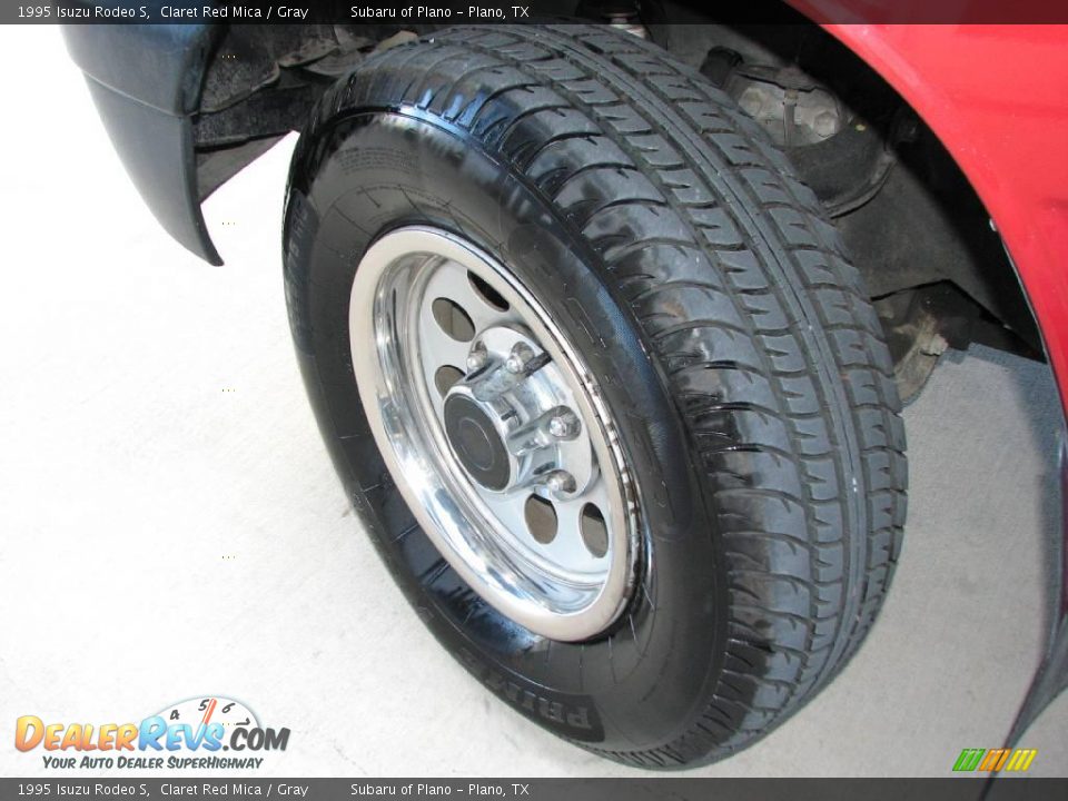 1995 Isuzu Rodeo S Claret Red Mica / Gray Photo #16