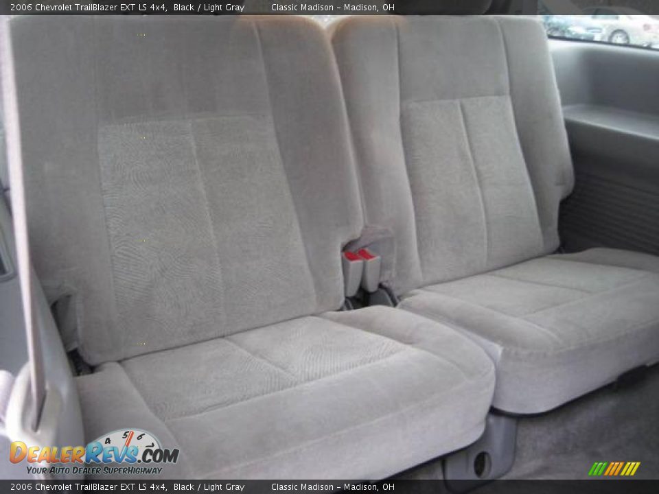 2006 Chevrolet TrailBlazer EXT LS 4x4 Black / Light Gray Photo #19