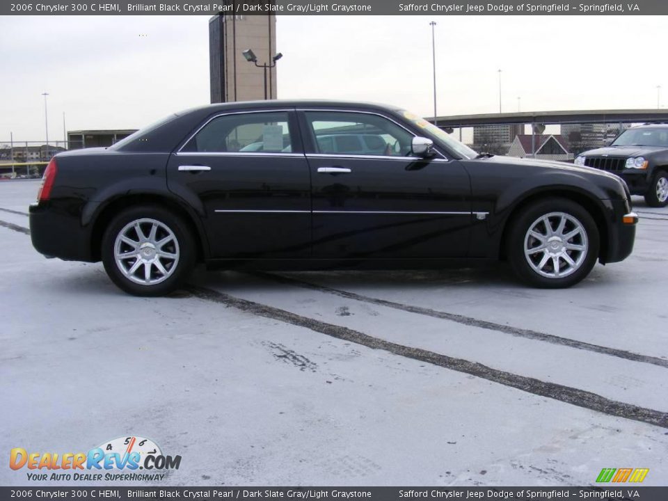 2006 Chrysler 300 C HEMI Brilliant Black Crystal Pearl / Dark Slate Gray/Light Graystone Photo #4