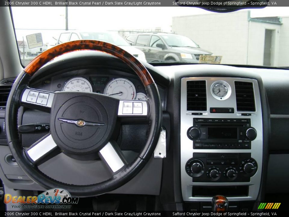 2006 Chrysler 300 C HEMI Brilliant Black Crystal Pearl / Dark Slate Gray/Light Graystone Photo #12