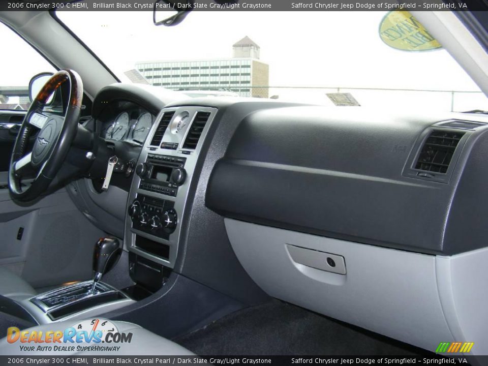 2006 Chrysler 300 C HEMI Brilliant Black Crystal Pearl / Dark Slate Gray/Light Graystone Photo #19