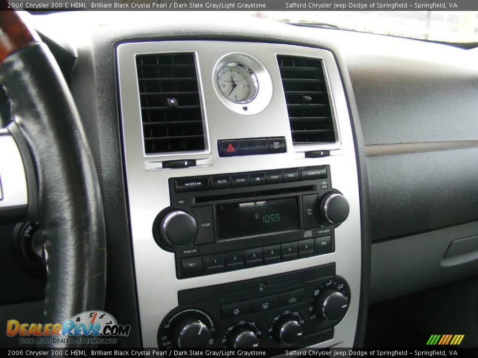 2006 Chrysler 300 C HEMI Brilliant Black Crystal Pearl / Dark Slate Gray/Light Graystone Photo #26