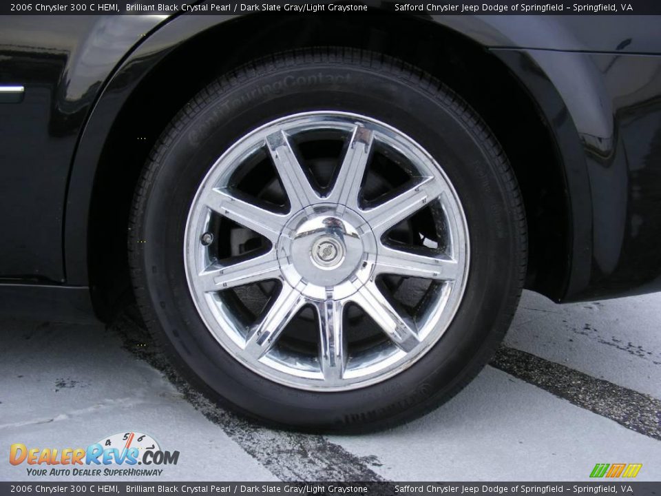 2006 Chrysler 300 C HEMI Brilliant Black Crystal Pearl / Dark Slate Gray/Light Graystone Photo #32