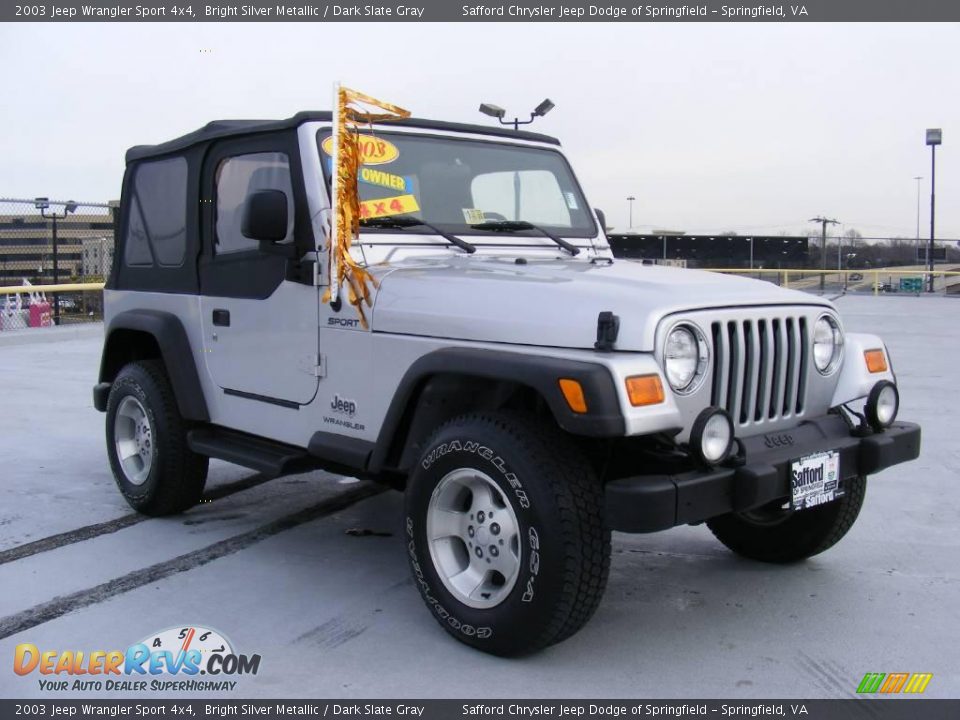 2003 Jeep Wrangler Sport 4x4 Bright Silver Metallic / Dark Slate Gray Photo #3