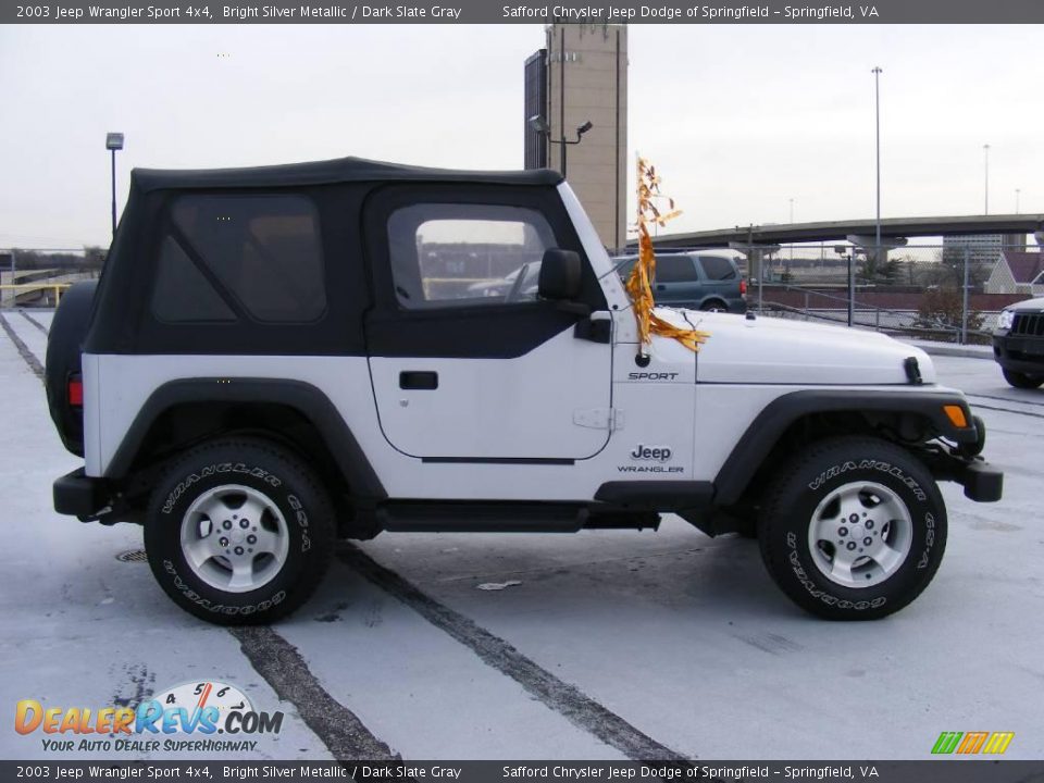 2003 Jeep Wrangler Sport 4x4 Bright Silver Metallic / Dark Slate Gray Photo #4