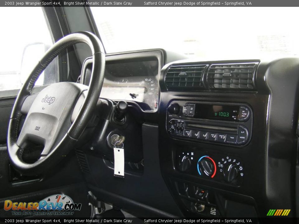 2003 Jeep Wrangler Sport 4x4 Bright Silver Metallic / Dark Slate Gray Photo #16