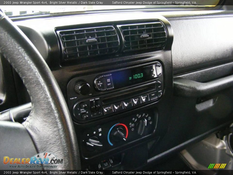 2003 Jeep Wrangler Sport 4x4 Bright Silver Metallic / Dark Slate Gray Photo #20