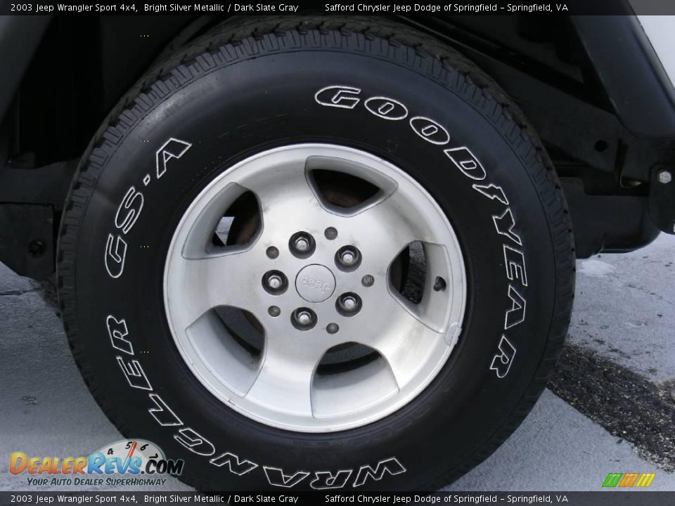 2003 Jeep Wrangler Sport 4x4 Bright Silver Metallic / Dark Slate Gray Photo #25