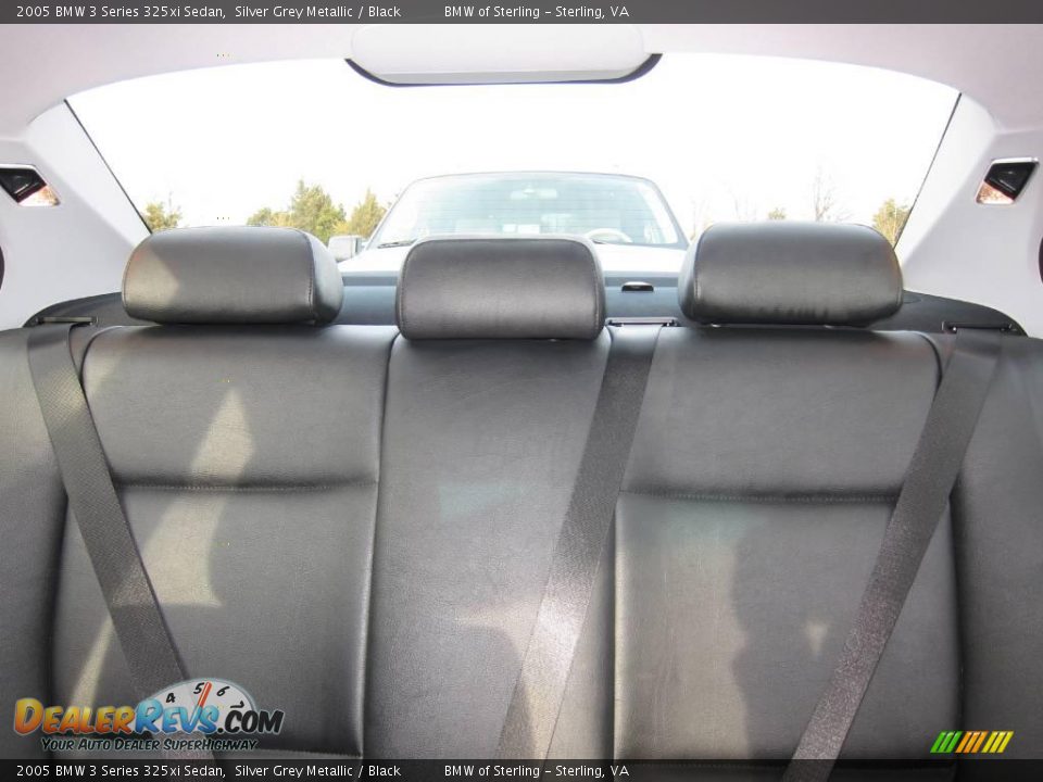 2005 BMW 3 Series 325xi Sedan Silver Grey Metallic / Black Photo #21