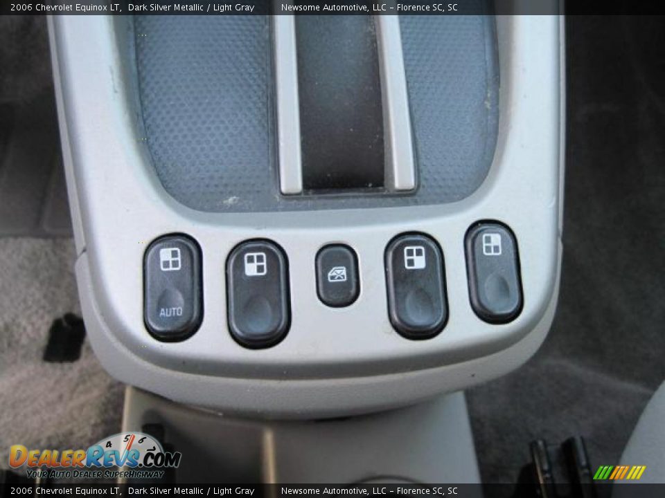 2006 Chevrolet Equinox LT Dark Silver Metallic / Light Gray Photo #10