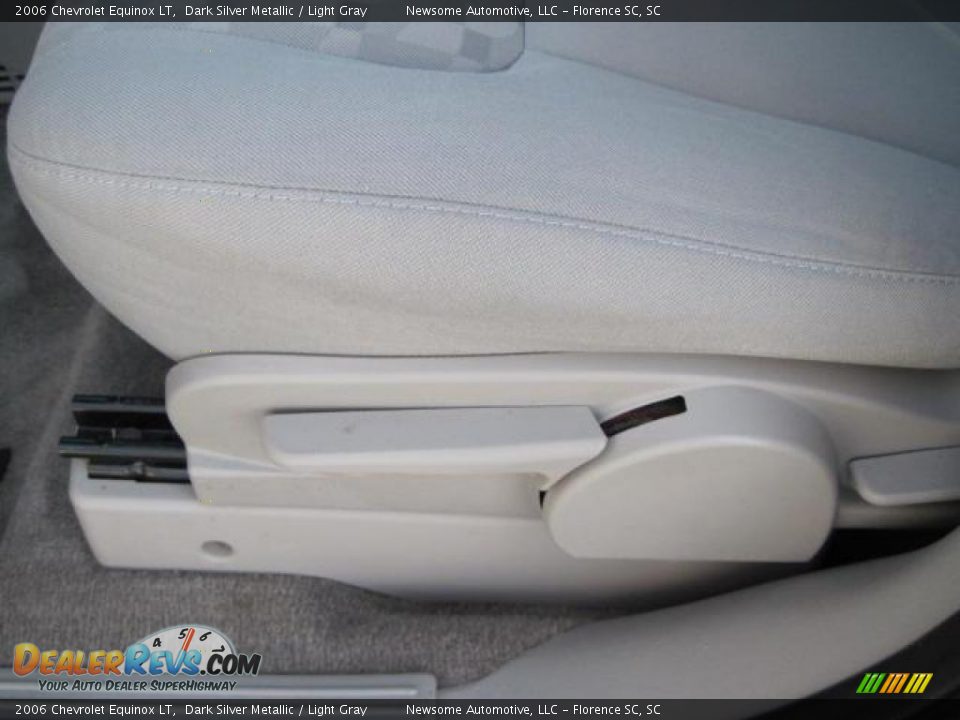 2006 Chevrolet Equinox LT Dark Silver Metallic / Light Gray Photo #16