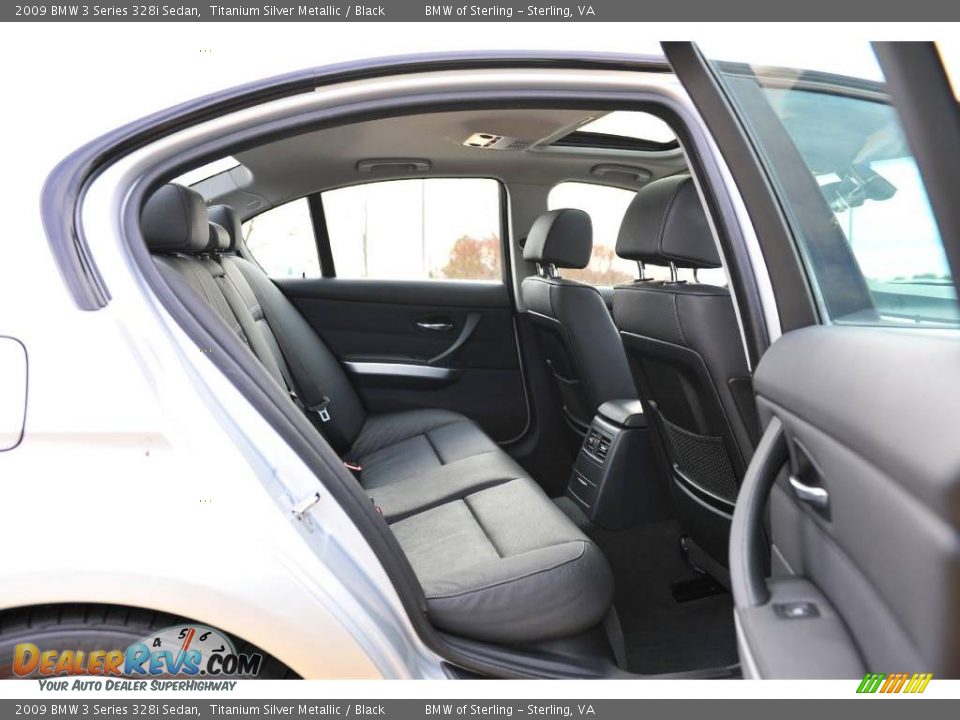 2009 BMW 3 Series 328i Sedan Titanium Silver Metallic / Black Photo #13