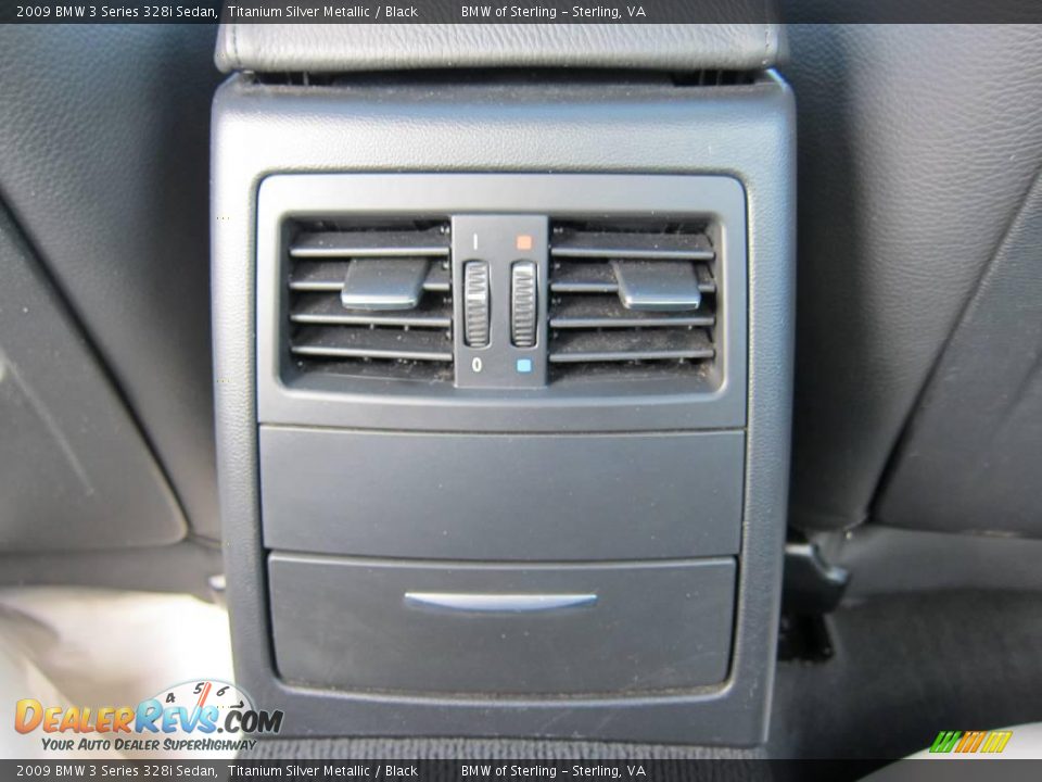2009 BMW 3 Series 328i Sedan Titanium Silver Metallic / Black Photo #16