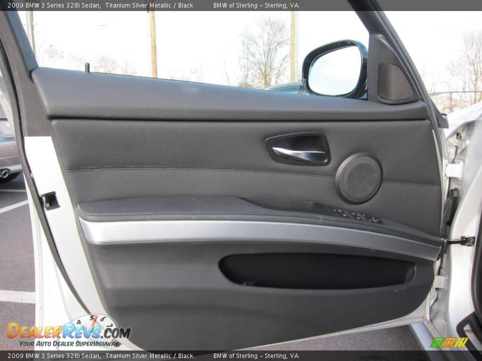 2009 BMW 3 Series 328i Sedan Titanium Silver Metallic / Black Photo #17