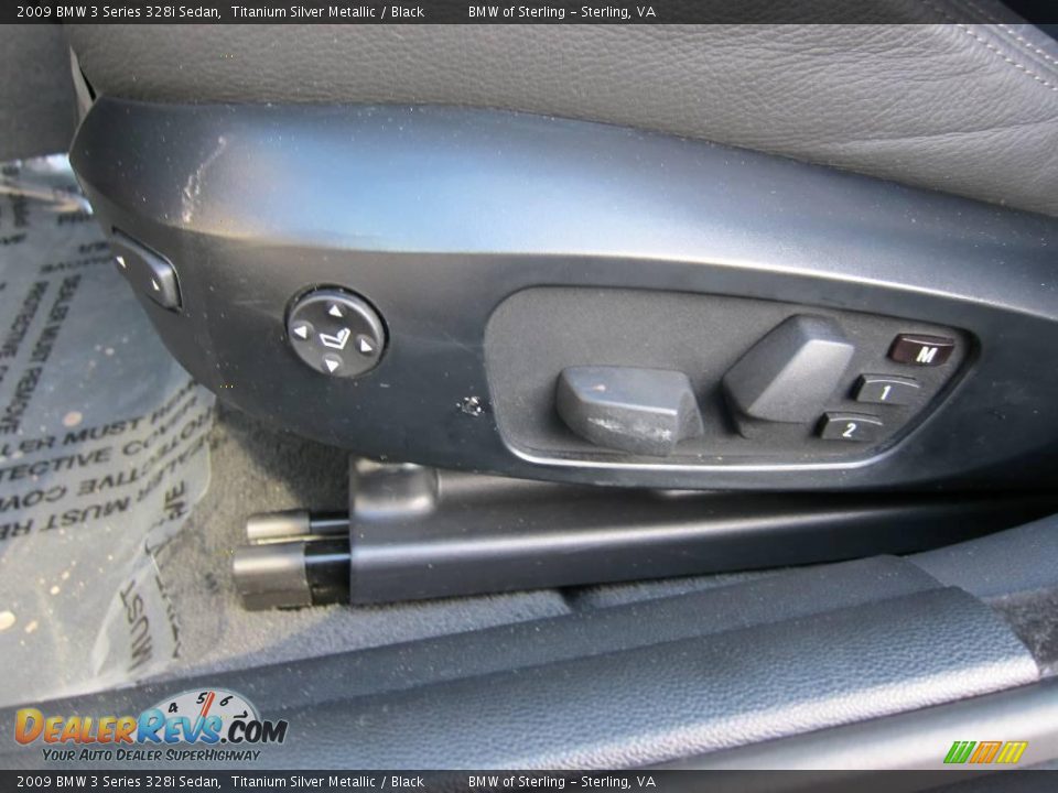 2009 BMW 3 Series 328i Sedan Titanium Silver Metallic / Black Photo #19