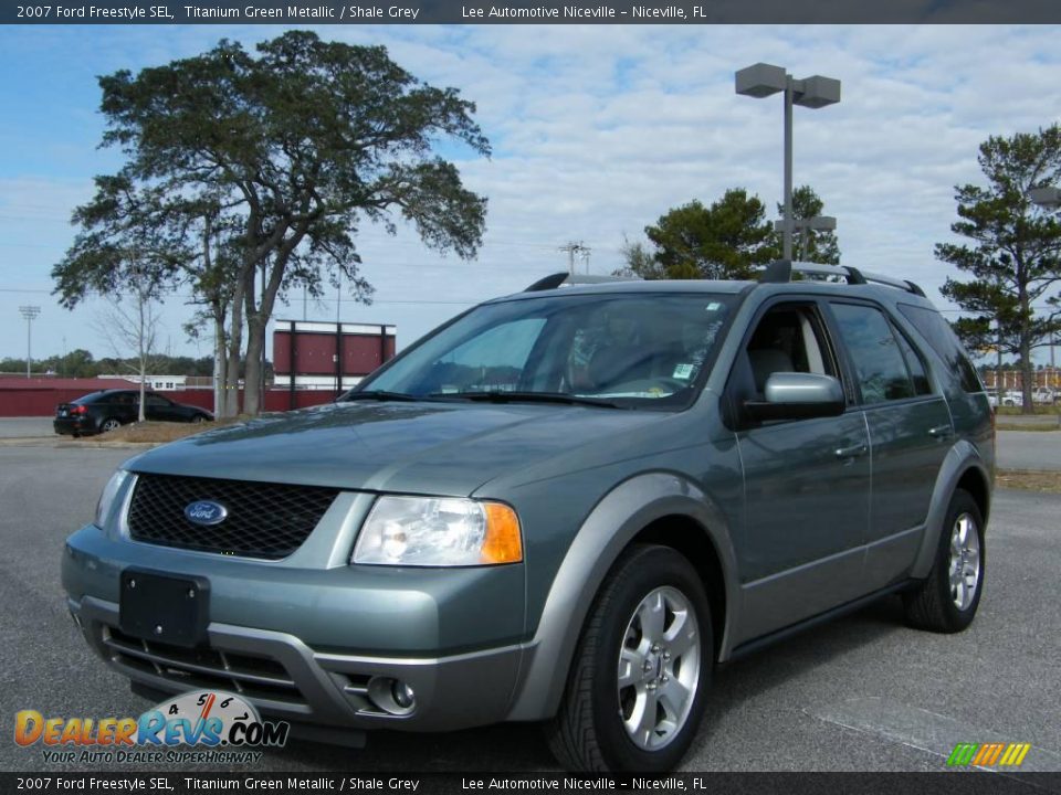 2007 Ford Freestyle SEL Titanium Green Metallic / Shale Grey Photo #1