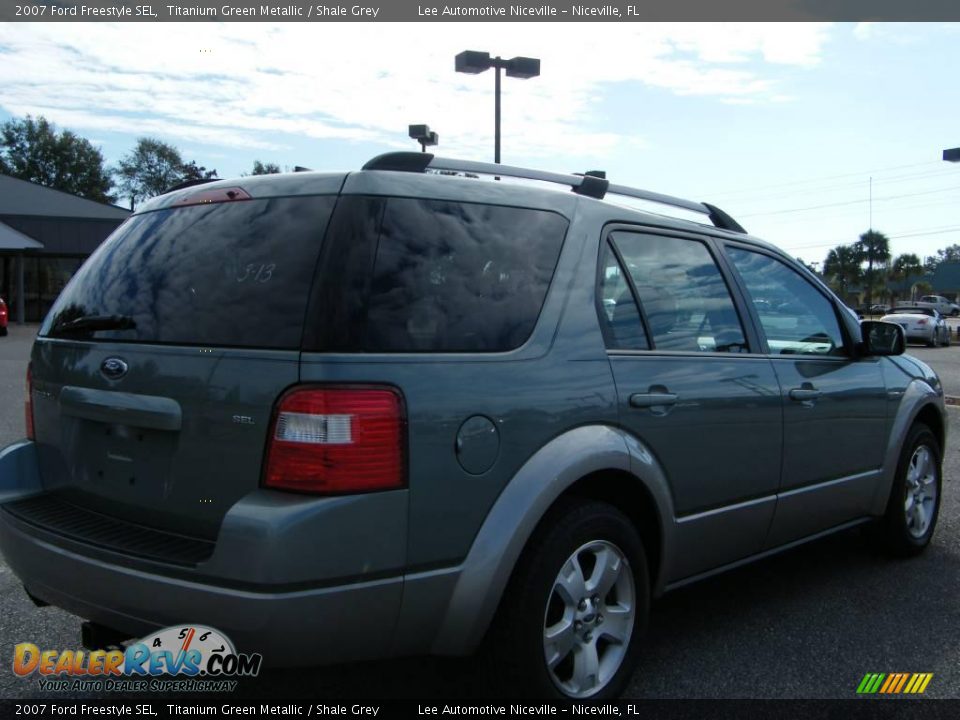 2007 Ford Freestyle SEL Titanium Green Metallic / Shale Grey Photo #5