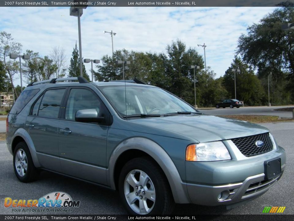 2007 Ford Freestyle SEL Titanium Green Metallic / Shale Grey Photo #7