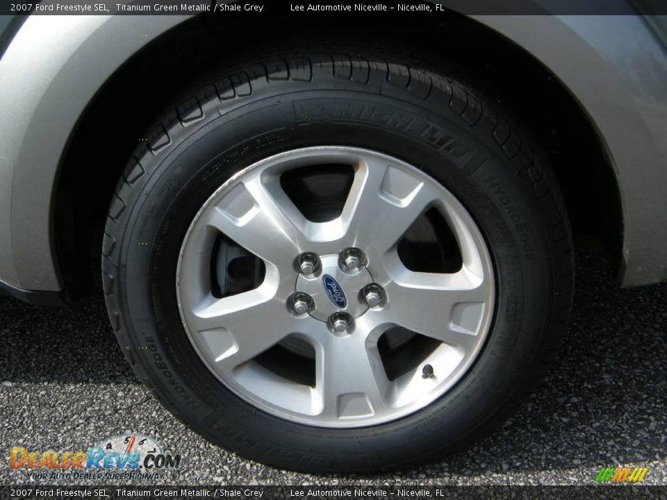 2007 Ford Freestyle SEL Titanium Green Metallic / Shale Grey Photo #11