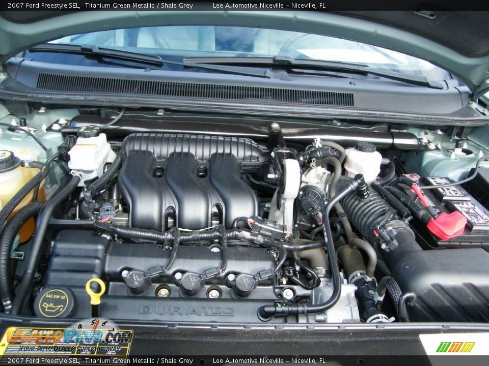 2007 Ford Freestyle SEL Titanium Green Metallic / Shale Grey Photo #30