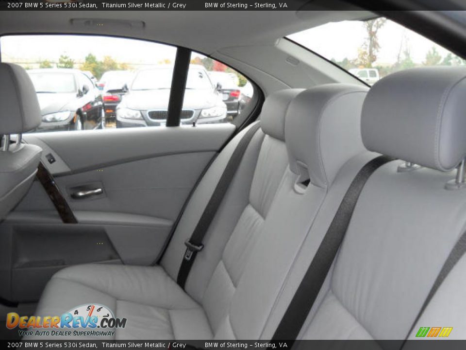 2007 BMW 5 Series 530i Sedan Titanium Silver Metallic / Grey Photo #12