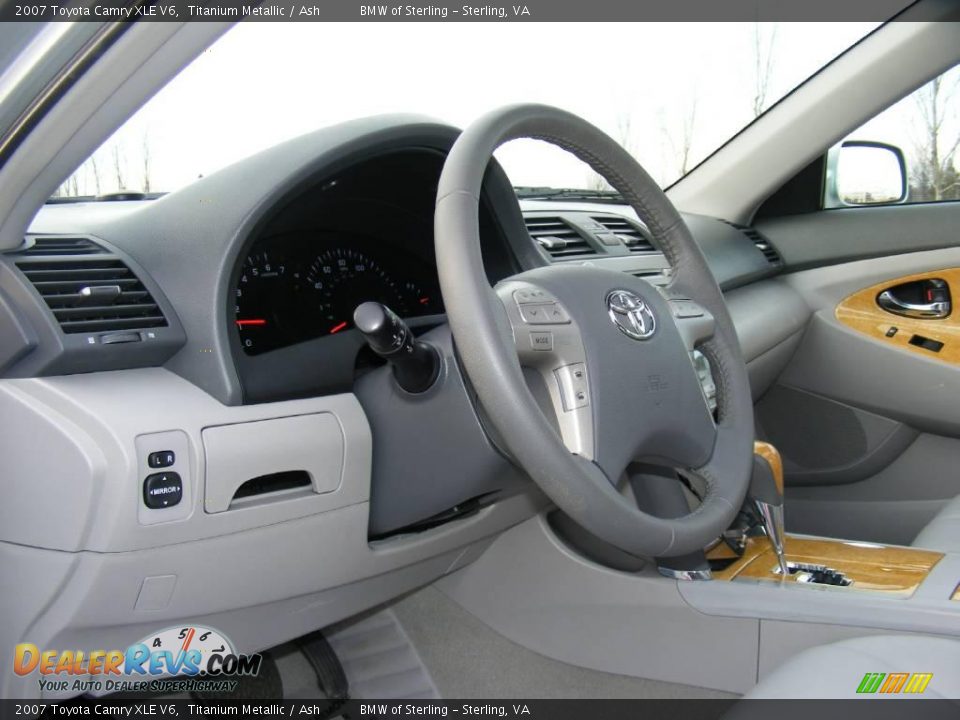 2007 Toyota Camry XLE V6 Titanium Metallic / Ash Photo #14