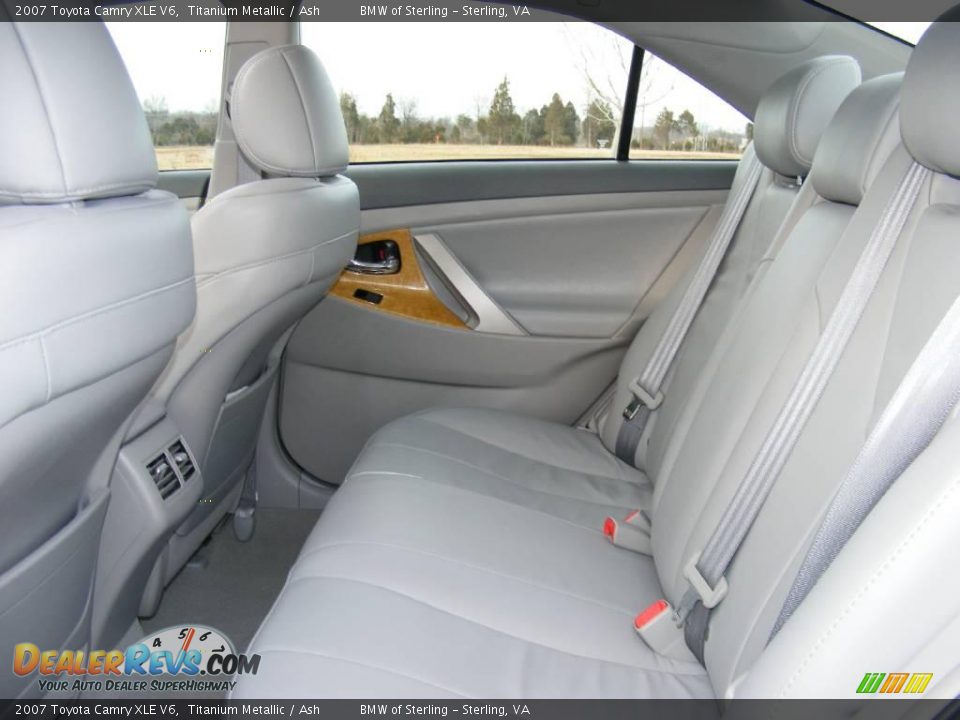 2007 Toyota Camry XLE V6 Titanium Metallic / Ash Photo #18