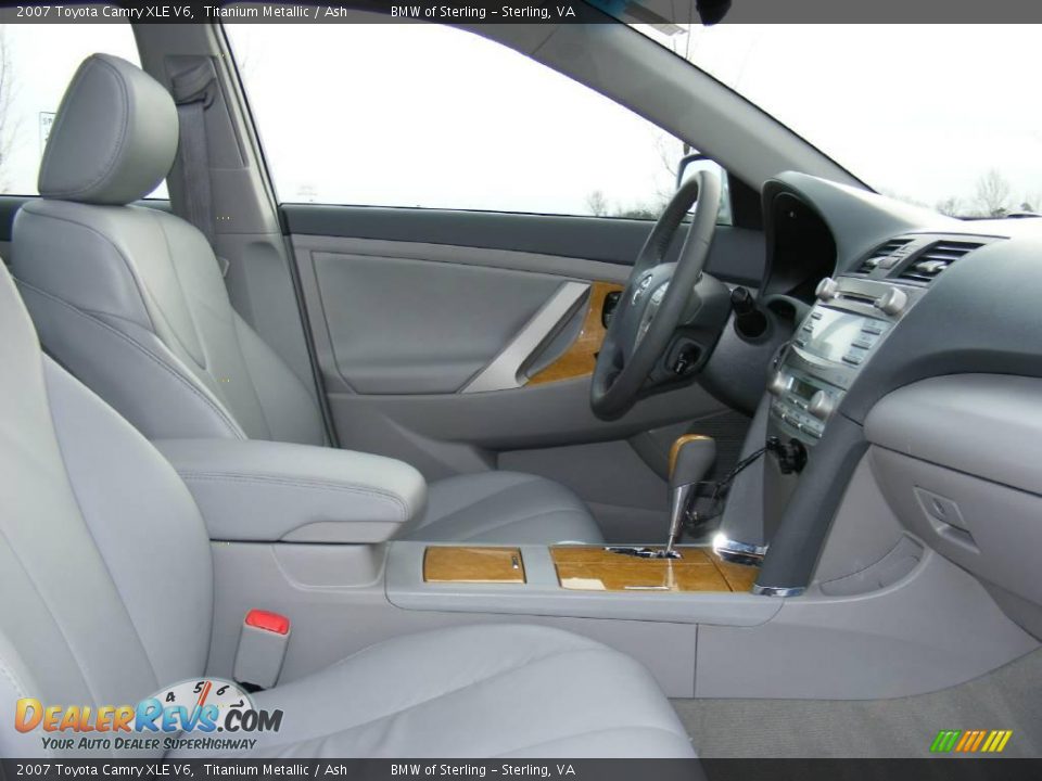 2007 Toyota Camry XLE V6 Titanium Metallic / Ash Photo #22