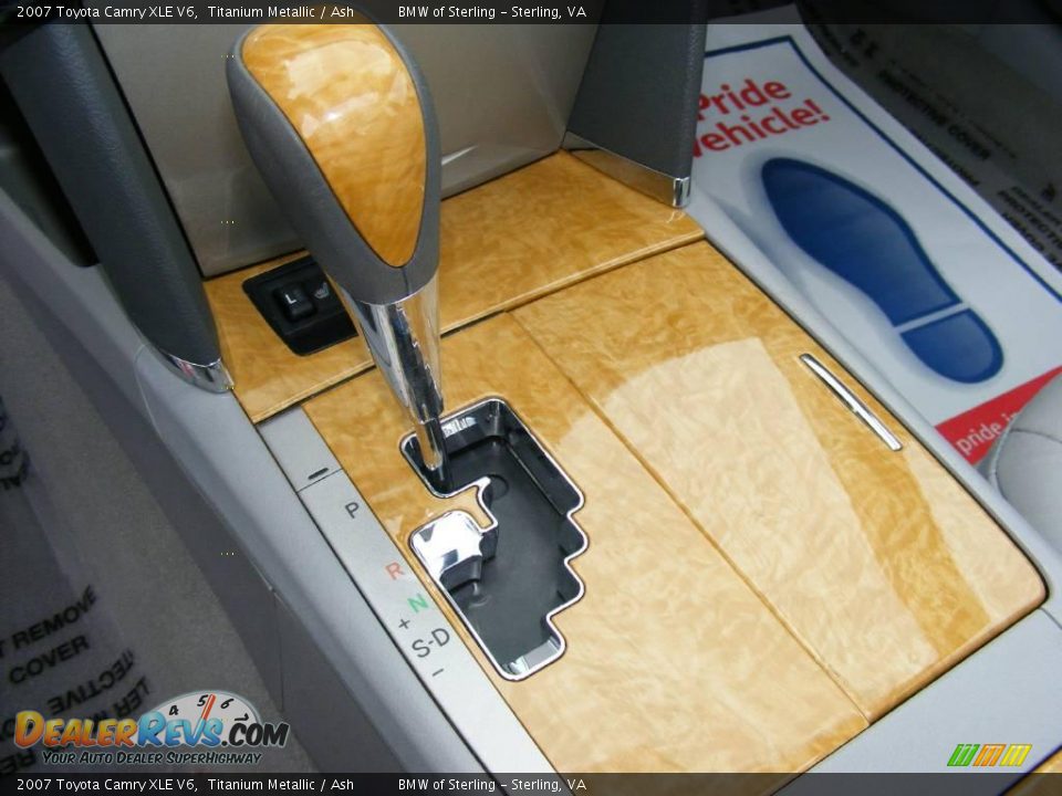 2007 Toyota Camry XLE V6 Titanium Metallic / Ash Photo #29