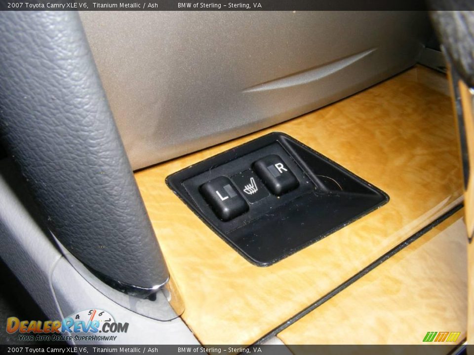 2007 Toyota Camry XLE V6 Titanium Metallic / Ash Photo #30