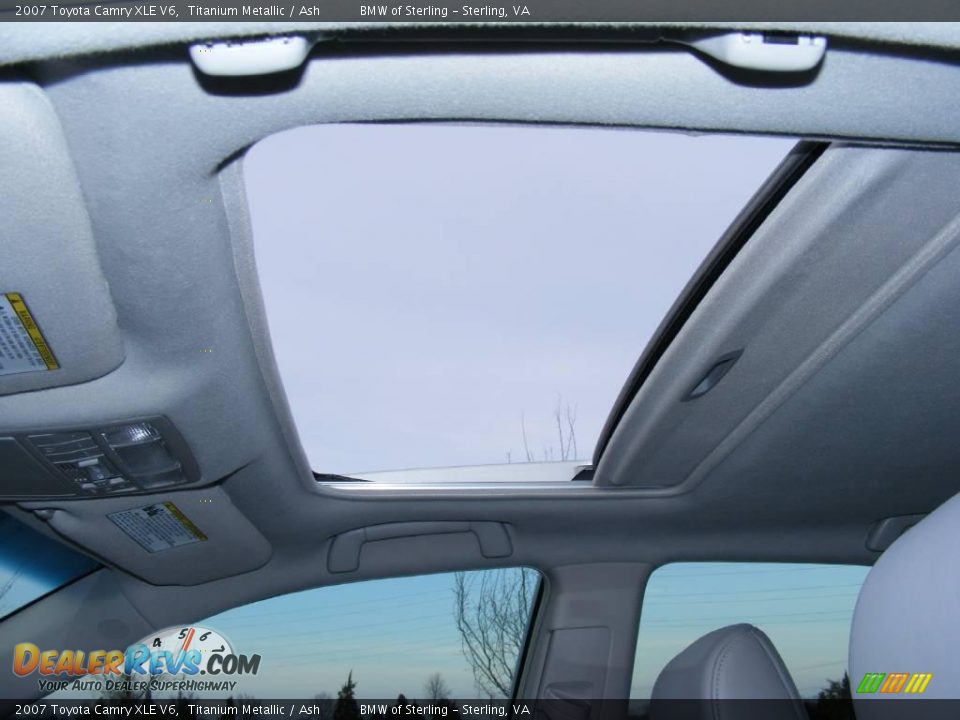 2007 Toyota Camry XLE V6 Titanium Metallic / Ash Photo #35