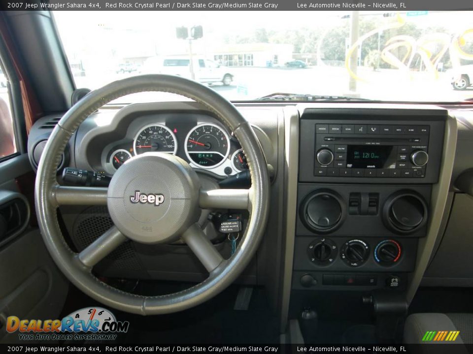 2007 Jeep Wrangler Sahara 4x4 Red Rock Crystal Pearl / Dark Slate Gray/Medium Slate Gray Photo #18