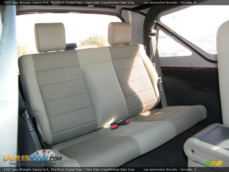 2007 Jeep Wrangler Sahara 4x4 Red Rock Crystal Pearl / Dark Slate Gray/Medium Slate Gray Photo #21